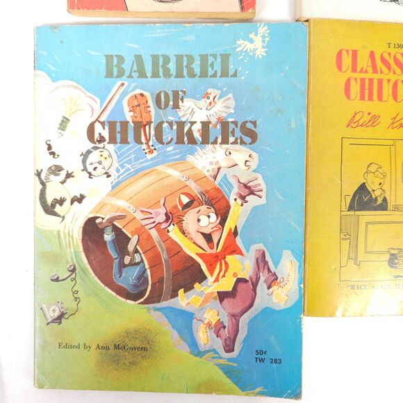 Vintage Joke Book Lot - Barrel of Chuckles - Wee Beasties - Silly Signs - Picture 5 of 16